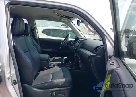 2021 Toyota 4Runner Trd Off Road Premium z USA, uszkodzony, nr VIN JTERU5JR1M5945050